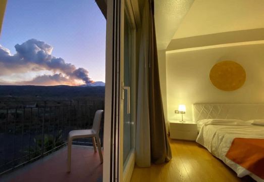 Mareneve Resort Hotel Overview