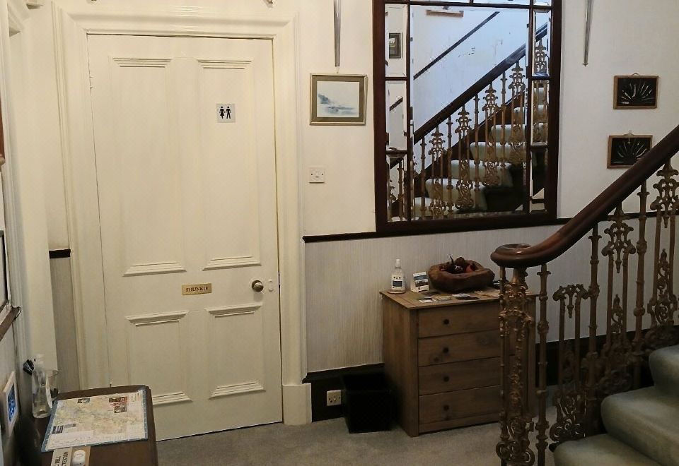 Trafford Bank Guest House Hotel Overview