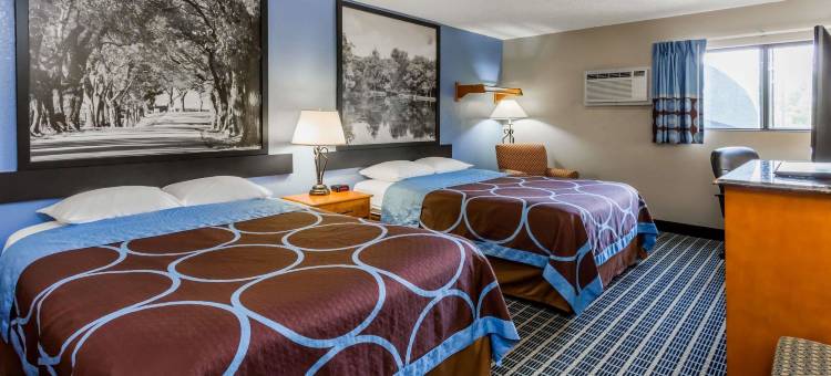 爱荷华市-科尔维尔速8酒店(Super 8 by Wyndham Iowa City/Coralville)图片