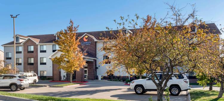 舒适套房酒店(Comfort Inn & Suites)图片