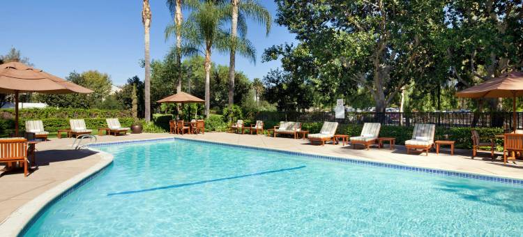 喜来登Fairplex套房与会议中心(Sheraton Fairplex Suites & Conference Center)图片