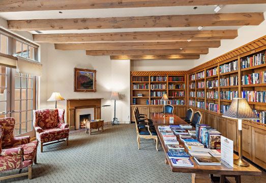 Quail Run Hotel Overview