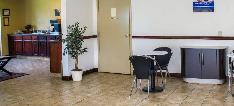 阿拉巴马萨拉兰德 6 号汽车旅馆(Motel 6 Saraland, Al)图片