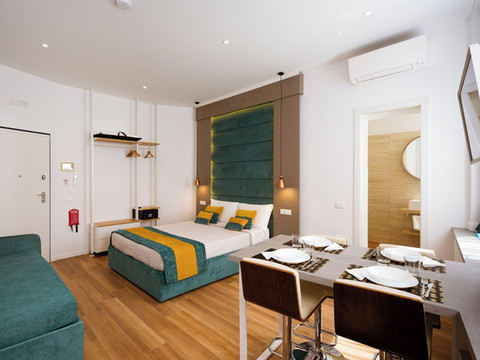 斯佩西亚地球优雅公寓 5 号酒店