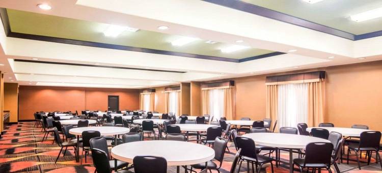 阿马里洛舒适全套房酒店(Spark by Hilton Amarillo Western Plaza)图片