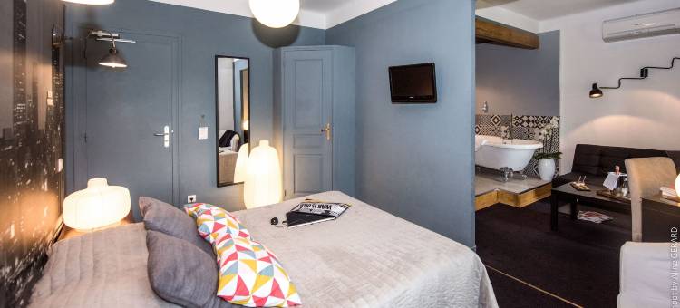 洛吉斯酒店 - 白色小屋,附设小酒馆(Logis Hôtel la Magnanerie - Côté Bistro)图片