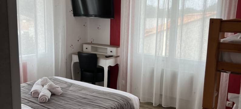 金佩蒂特邦赫酒店(Au Petit Bonheur)图片