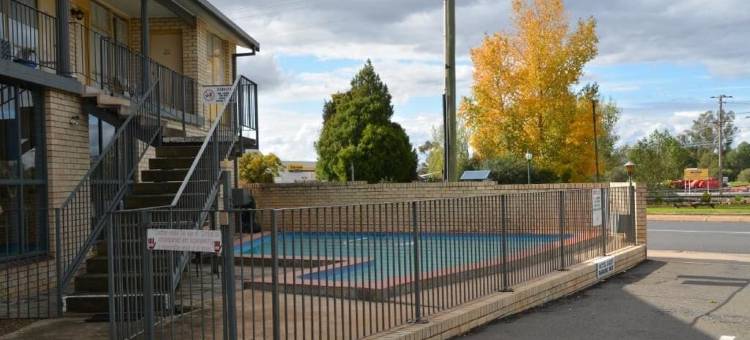 阿德里安汽车旅馆(Adrian Motel)图片