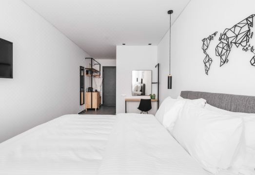 Evapollo Hotel Overview