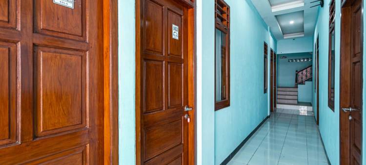 普罗 · 曼古内加兰附近的红门(RedDoorz Near Puro Mangkunegaran)图片