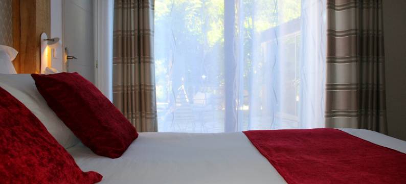 莱赛克雷特迪费恩德秘密(Les Secrets du Défends)图片