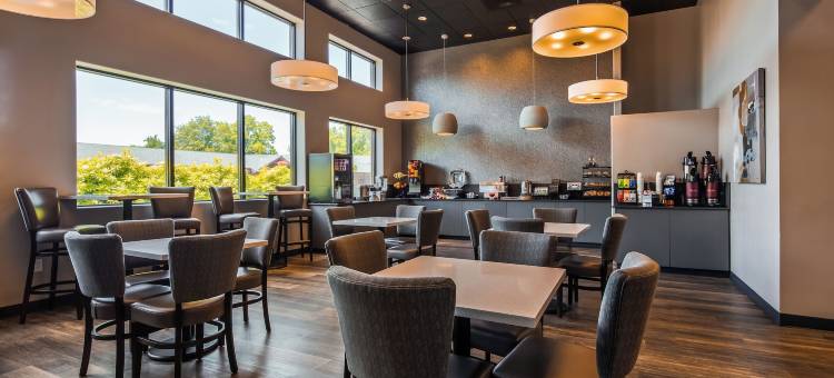新奥瑞冈贝斯特韦斯特酒店(Best Western New Oregon)图片
