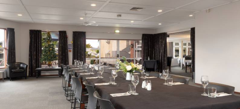 百年庭院酒店(Centennial Court Hotel)图片