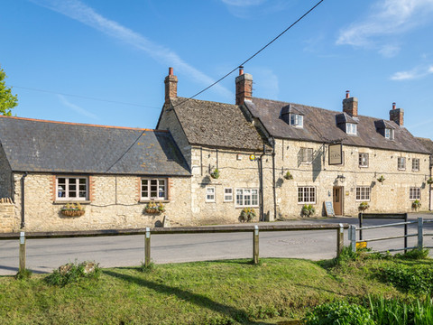 莱恩文德尔伯里酒店