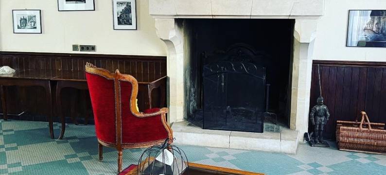 大君主酒店餐厅(Hotel Restaurant le Grand Monarque)图片