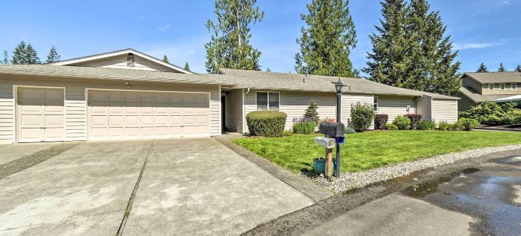 广阔的家庭房在高尔夫球场：徒步与自行车！(Spacious Family Home on Golf Course Hike and Bike!)图片