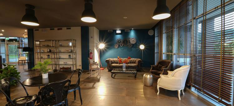 梅里迪安娜酒店(La Meridiana Bleisure Hotel)图片