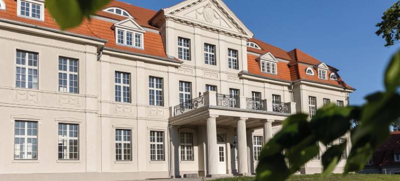 新施特雷利茨城堡酒店(Schlosshotel Neustrelitz)图片