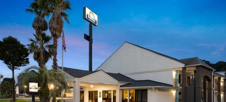 希尔顿黑德附近哈第维尔温德姆戴斯酒店(Days Inn by Wyndham Hardeeville Near Hilton Head)图片