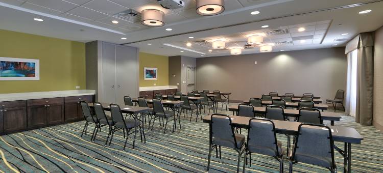 阿尔伯克基机场欢朋套房酒店(Hampton Inn & Suites Albuquerque/Airport)图片