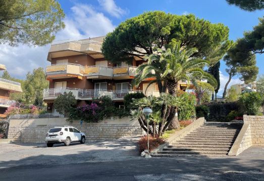 Acquamarina Stillness House by Wonderful Italy Hotel Overview