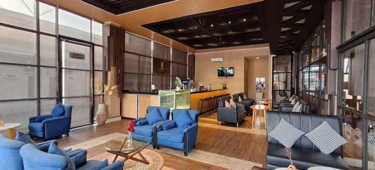 直葛首映酒店(Premiere Hotel Tegal)图片