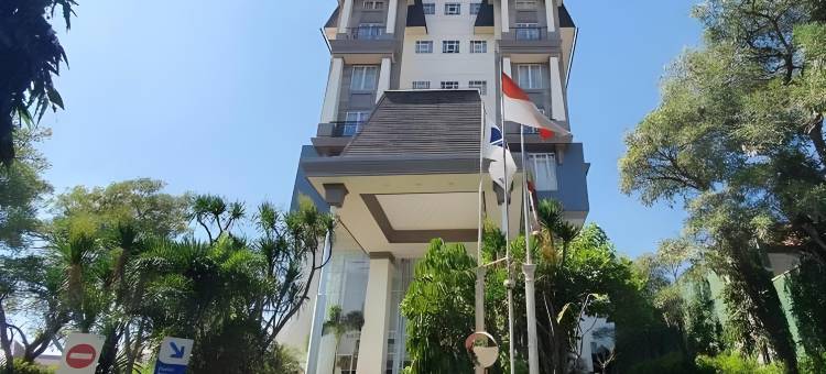 达法姆酒店-三宝垄(Hotel Dafam Semarang)图片