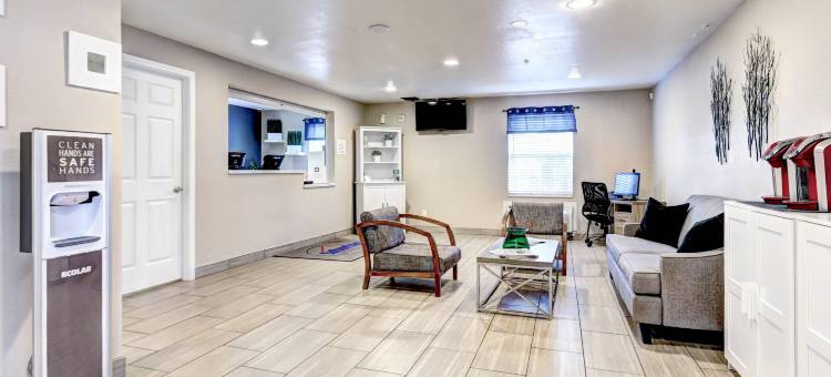 西敏丹佛北郊区开放式客房(Suburban Studios Westminster Denver North)图片