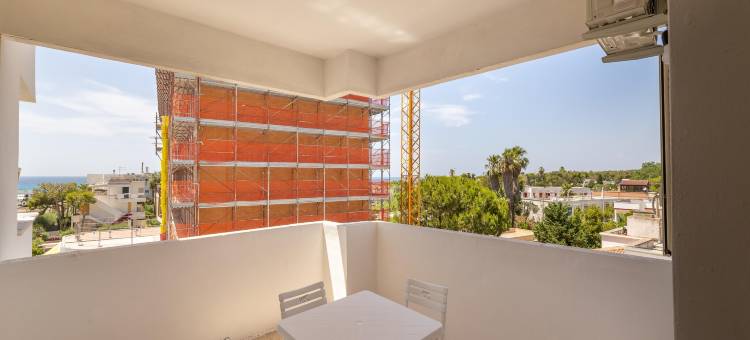 Apartment near Baia Verde Beach图片