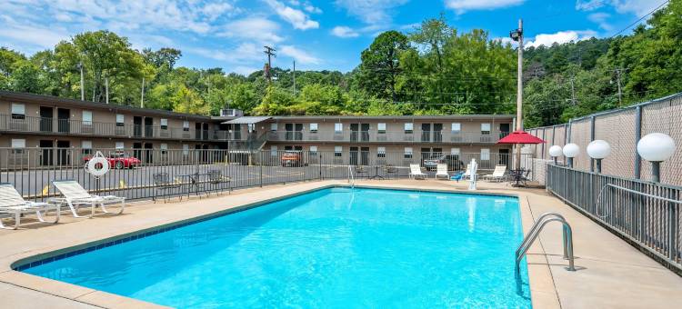 罗德威酒店 热泉国家公园区(Rodeway Inn Hot Springs National Park Area)图片