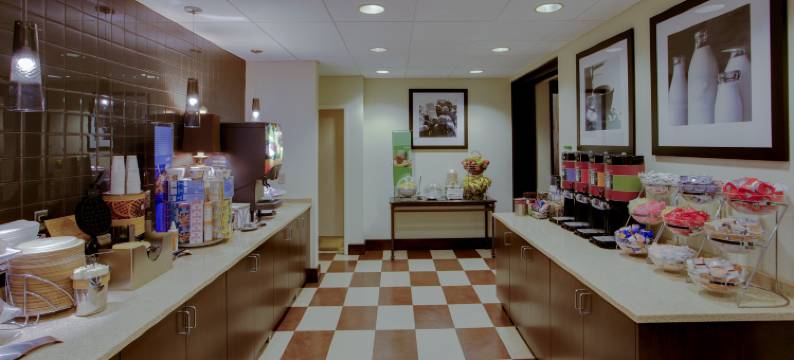 希尔顿欢朋酒店-里士满西(Hampton Inn by Hilton Richmond West Innsbrook)图片