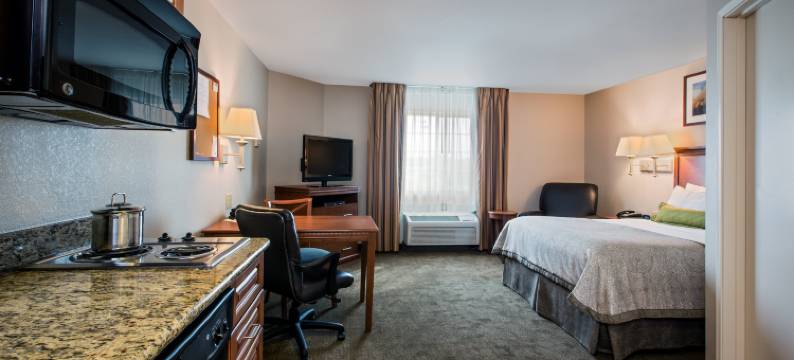 Candlewood Suites 佩里斯堡(Candlewood Suites PERRYSBURG by IHG)图片