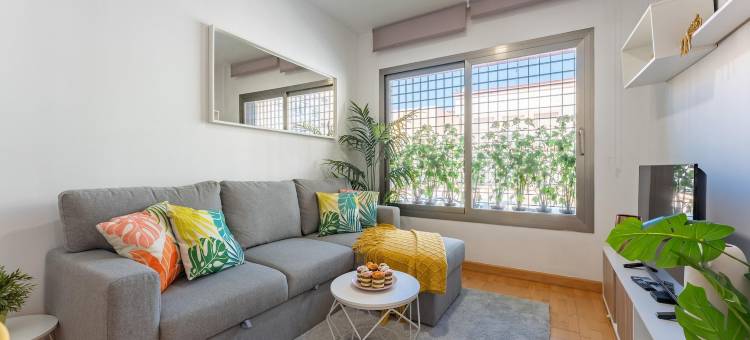 马拉加可住4人配有停车位的城市公寓(City apartment for 4 with parking, Malaga)图片