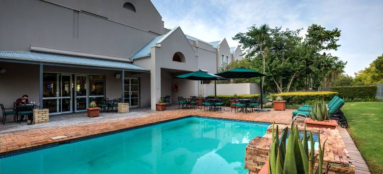 米兰德瀑布城镇旅馆(Town Lodge Waterfall, Midrand)图片