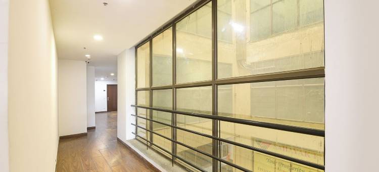 Fabhotel 新月(FabHotel Crescent)图片