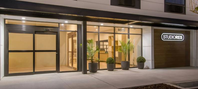 StudioRes by Marriott 格林斯伯勒机场(StudioRes by Marriott Greensboro Airport)图片