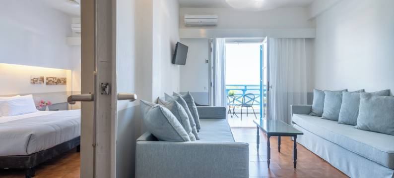 卡马里海滩酒店(Kamari Beach Hotel)图片