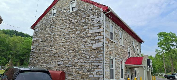 斯汤顿VA家乡旅馆，靠近11号公路(Hometown Inn Staunton VA near Hwy 11)图片