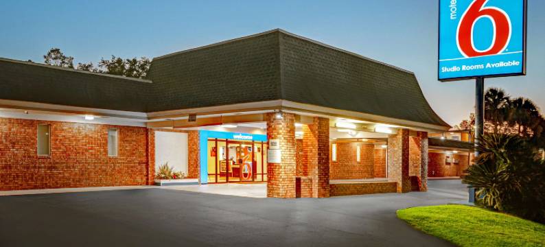 塔拉哈西市中心6号汽车旅馆(Motel 6 Tallahassee, FL - Downtown)图片