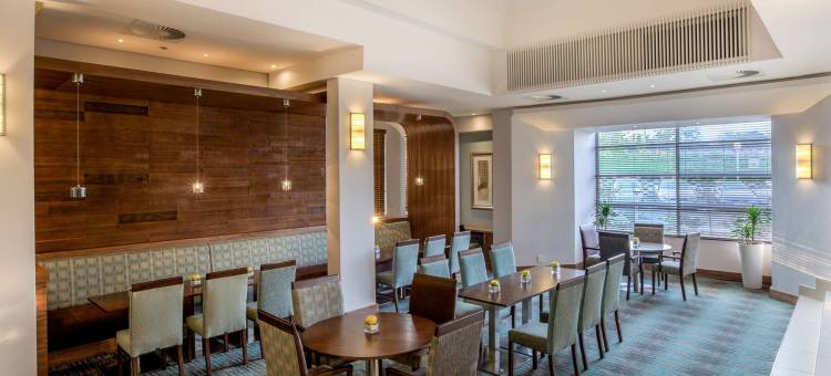 米兰德瀑布城镇旅馆(Town Lodge Waterfall, Midrand)图片