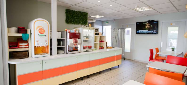 里昂南皮埃尔贝尼特普瑞米尔经典酒店(Premiere Classe Lyon Sud - Pierre BÉNITE)图片