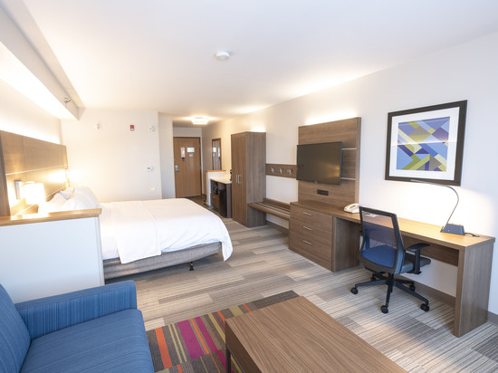 智选假日套房酒店铁山 by IHG