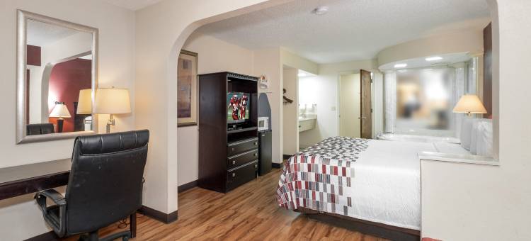 牛津红顶套房酒店(Red Roof Inn & Suites Oxford)图片