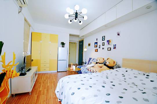 Amy公寓(彩田路1号分店)