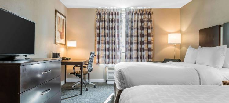 克拉丽奥酒店-贝尔弗农(Clarion Inn Belle Vernon)图片