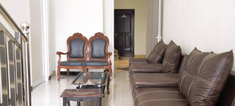 红多兹酒店-近格尔萨特里亚普沃科托(RedDoorz Near Gor Satria Purwokerto)图片