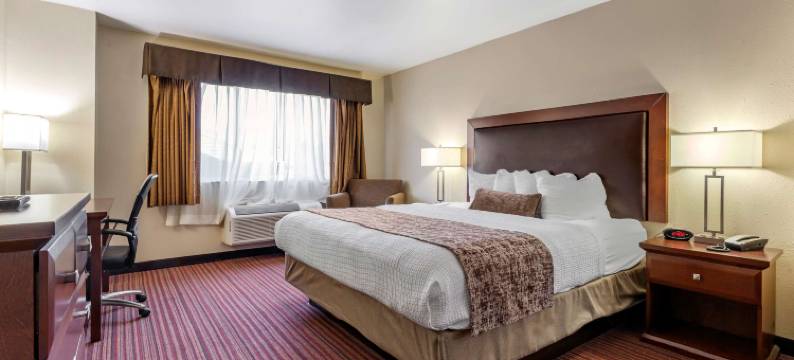 斯巴达小道小屋贝斯特韦斯特优质酒店(Best Western Plus Sparta Trail Lodge)图片