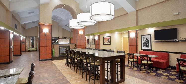 堪萨斯城梅里亚姆欢朋酒店(Hampton Inn & Suites Kansas City-Merriam)图片