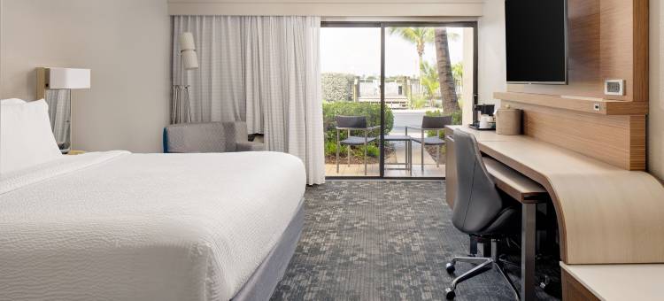 基韦斯特海滨万怡酒店(Courtyard Key West Waterfront)图片