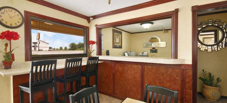 普瑞特戴斯酒店(Days Inn by Wyndham Pratt)图片